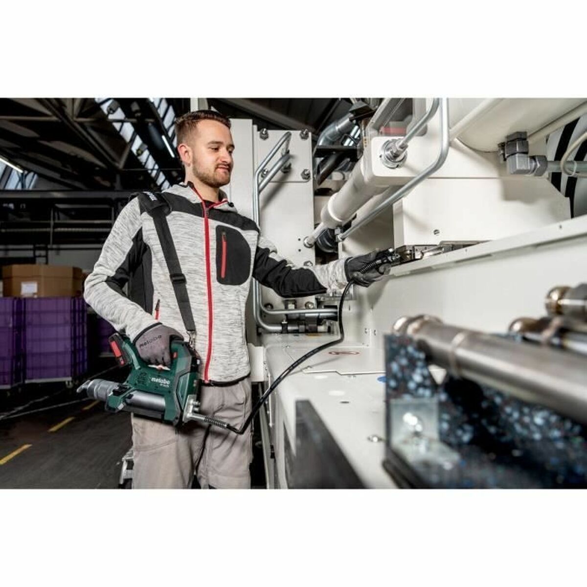 V6H85E2ED747E92AB37DF34B20350E0344DR7024194P5